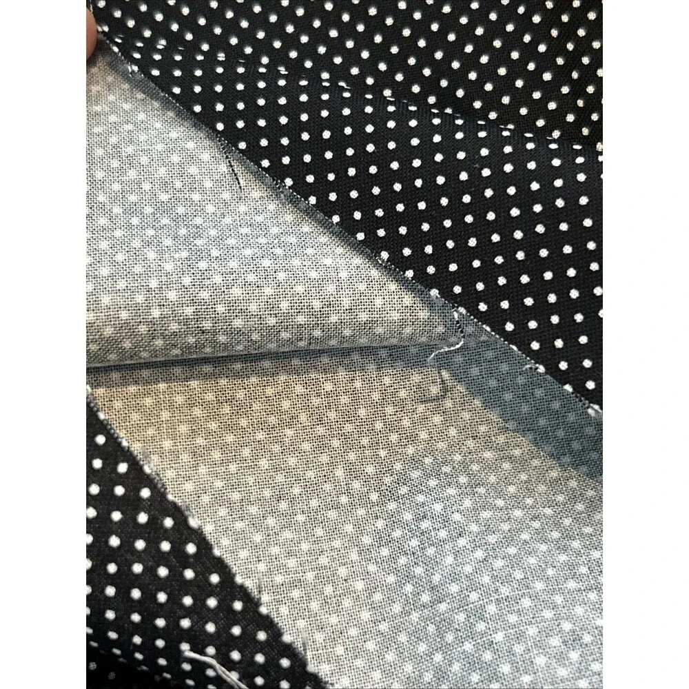 Unbranded black white
